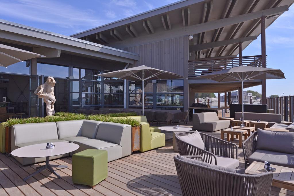 Oasis Punt-West Hotel & Beach Resort เอาด์ดอร์ป ห้อง รูปภาพ