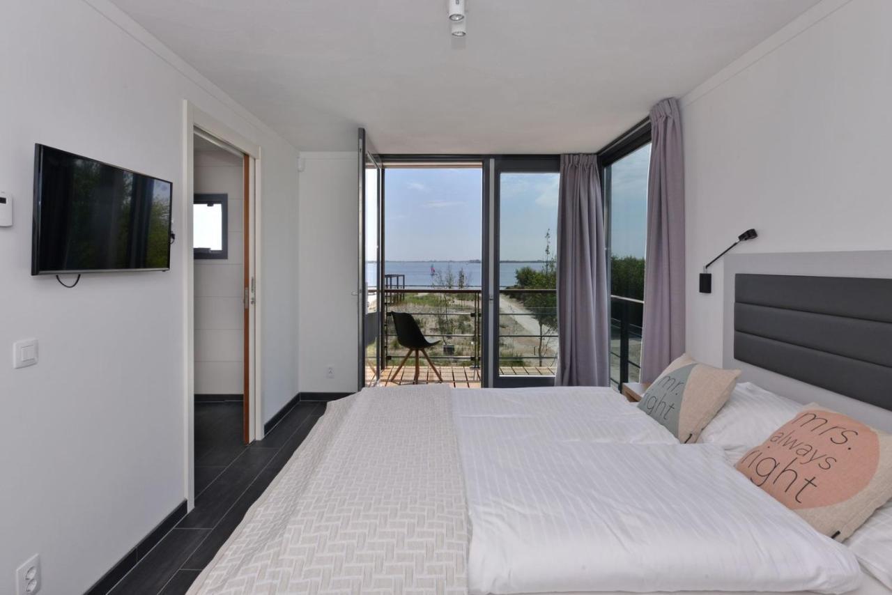 Oasis Punt-West Hotel & Beach Resort เอาด์ดอร์ป ภายนอก รูปภาพ