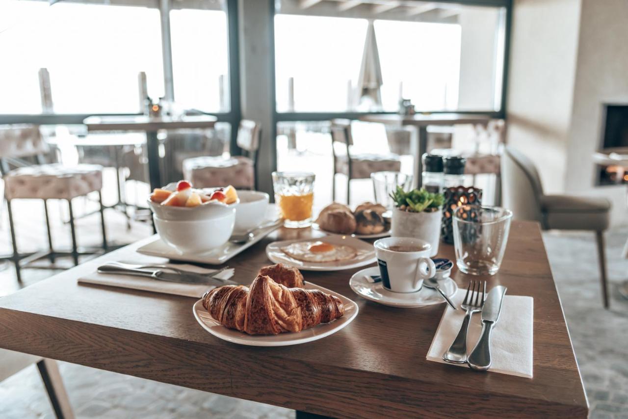 Oasis Punt-West Hotel & Beach Resort เอาด์ดอร์ป ภายนอก รูปภาพ